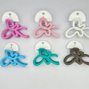 RS5121-90 - Caimán mediano en forma de mariposa surtido en diferentes colores.