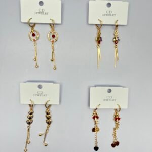 AC5202-2 - Arete largo en coverlgold en diferentes diseños surtidos en tono dorado
